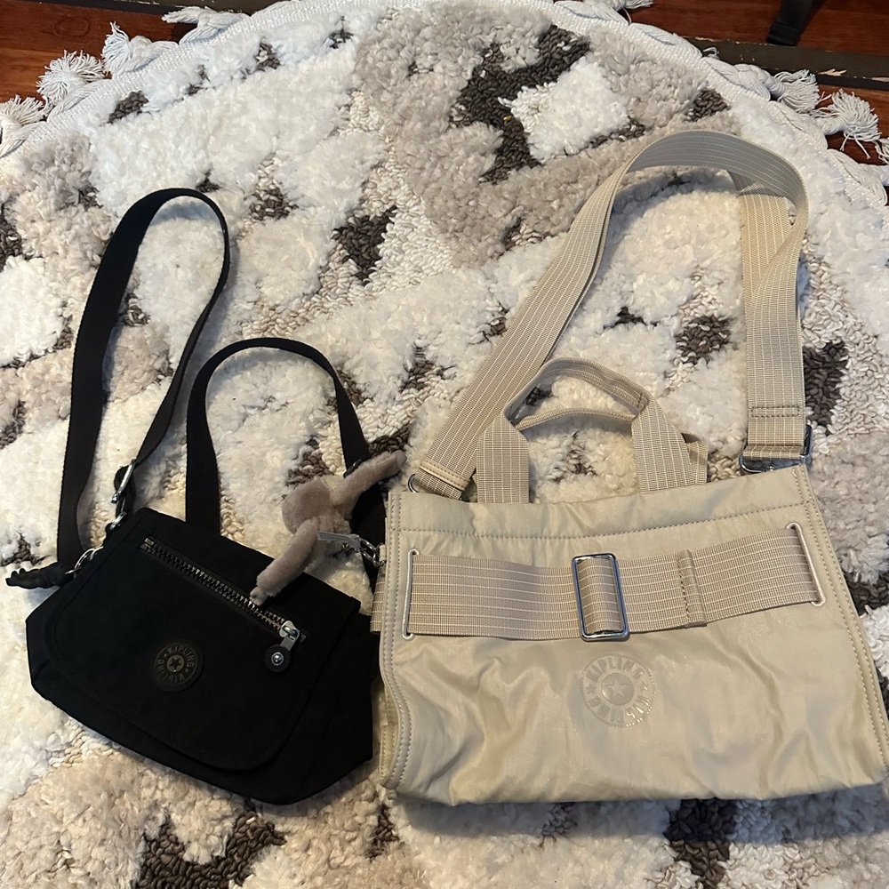 Beige and Black Women's Bags Set